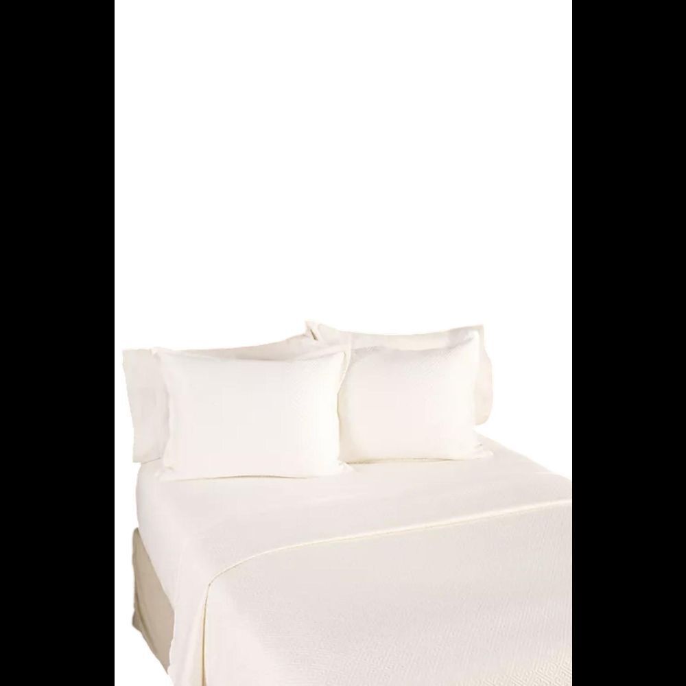Hotel du Cobb Matelasse Coverlet Set by Dennis Basso White